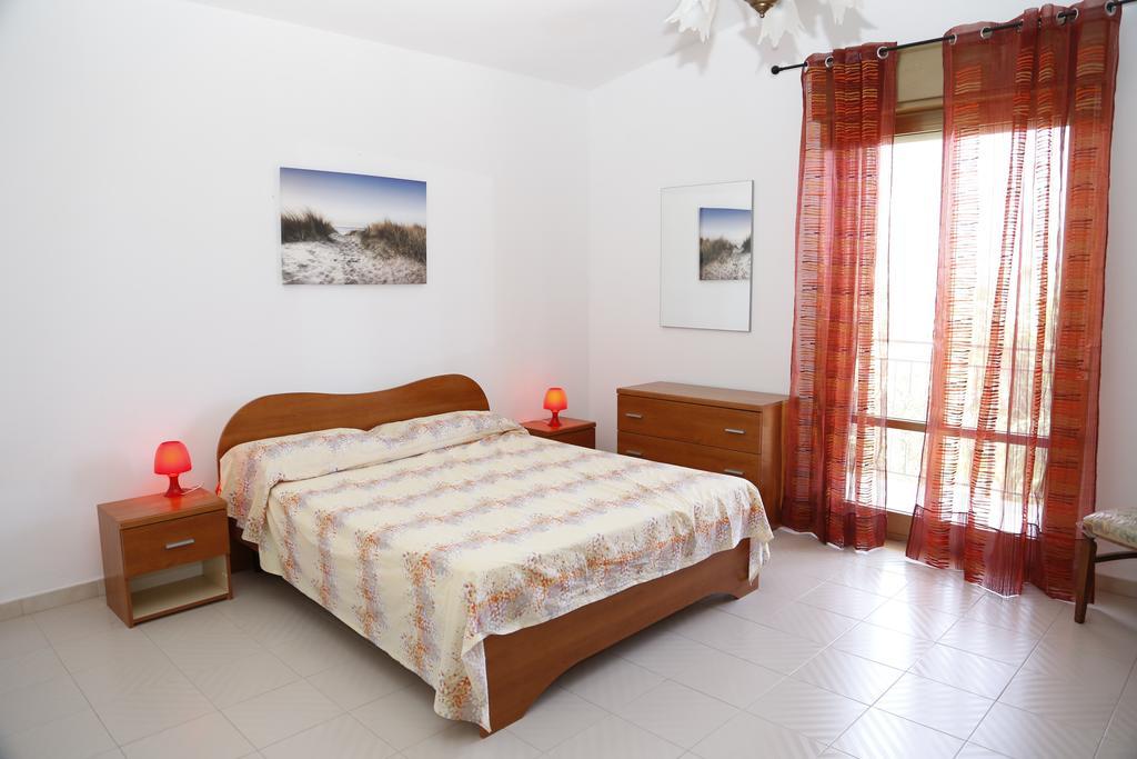 Villa Giu, Indipendent Villa Near Airport And Sea Cinisi Rum bild